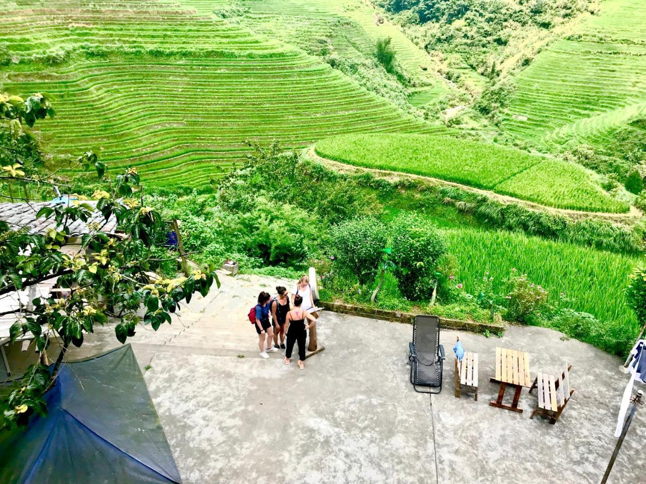 Dragon'S Den Hostel Long Thành Ngoại thất bức ảnh